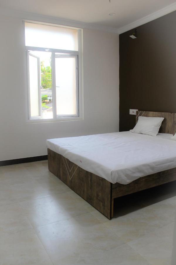 San Beach Residency Карикал Экстерьер фото